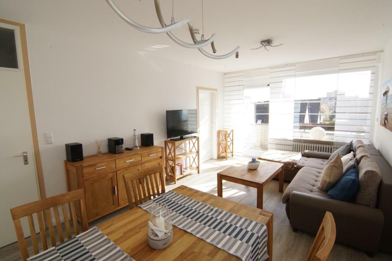 Deichliebe-Steuerrad Apartment Busum Exterior photo