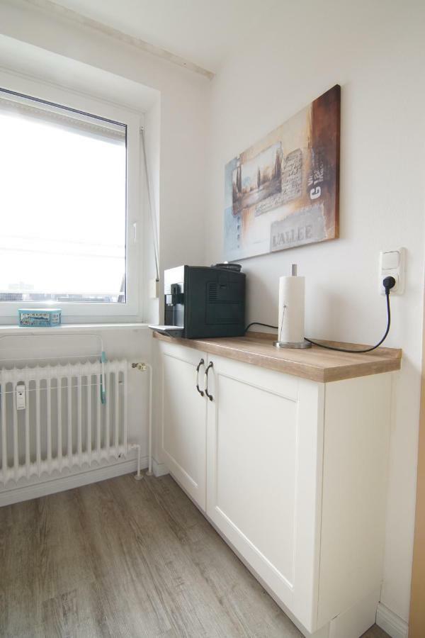 Deichliebe-Steuerrad Apartment Busum Exterior photo